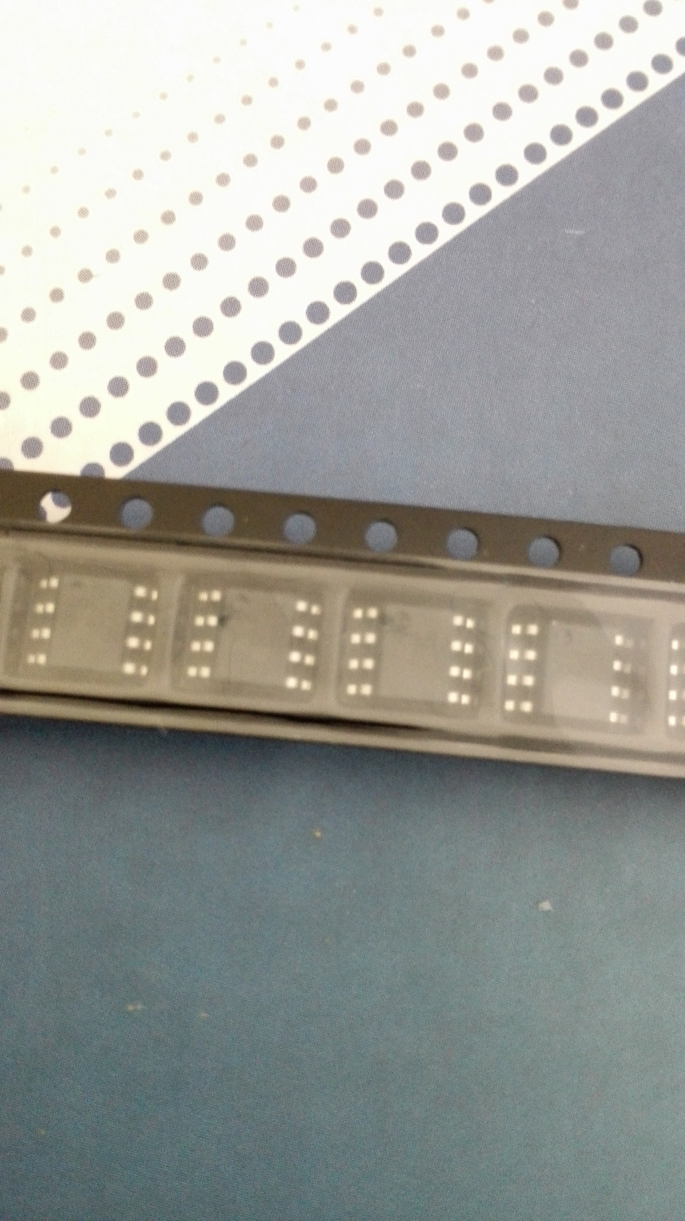 高壓線(xiàn)性調(diào)光IC 1060S