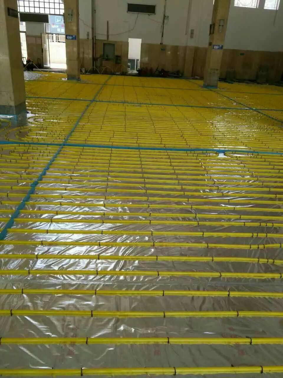 供應(yīng)中財?shù)嘏茕佋O(shè) 中財  金牛地暖管鋪設(shè)