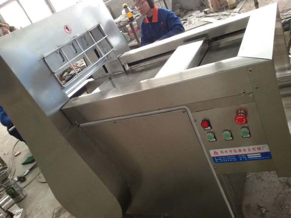 全不銹鋼凍肉切塊機(jī)價(jià)格-鄭州泓源凍肉切塊機(jī)廠家直銷(xiāo)*惠