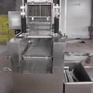 鄭州泓源80針全自動(dòng)鹽水注射機(jī) 全自動(dòng)鹽水注射機(jī) 質(zhì)鹽水注射機(jī)