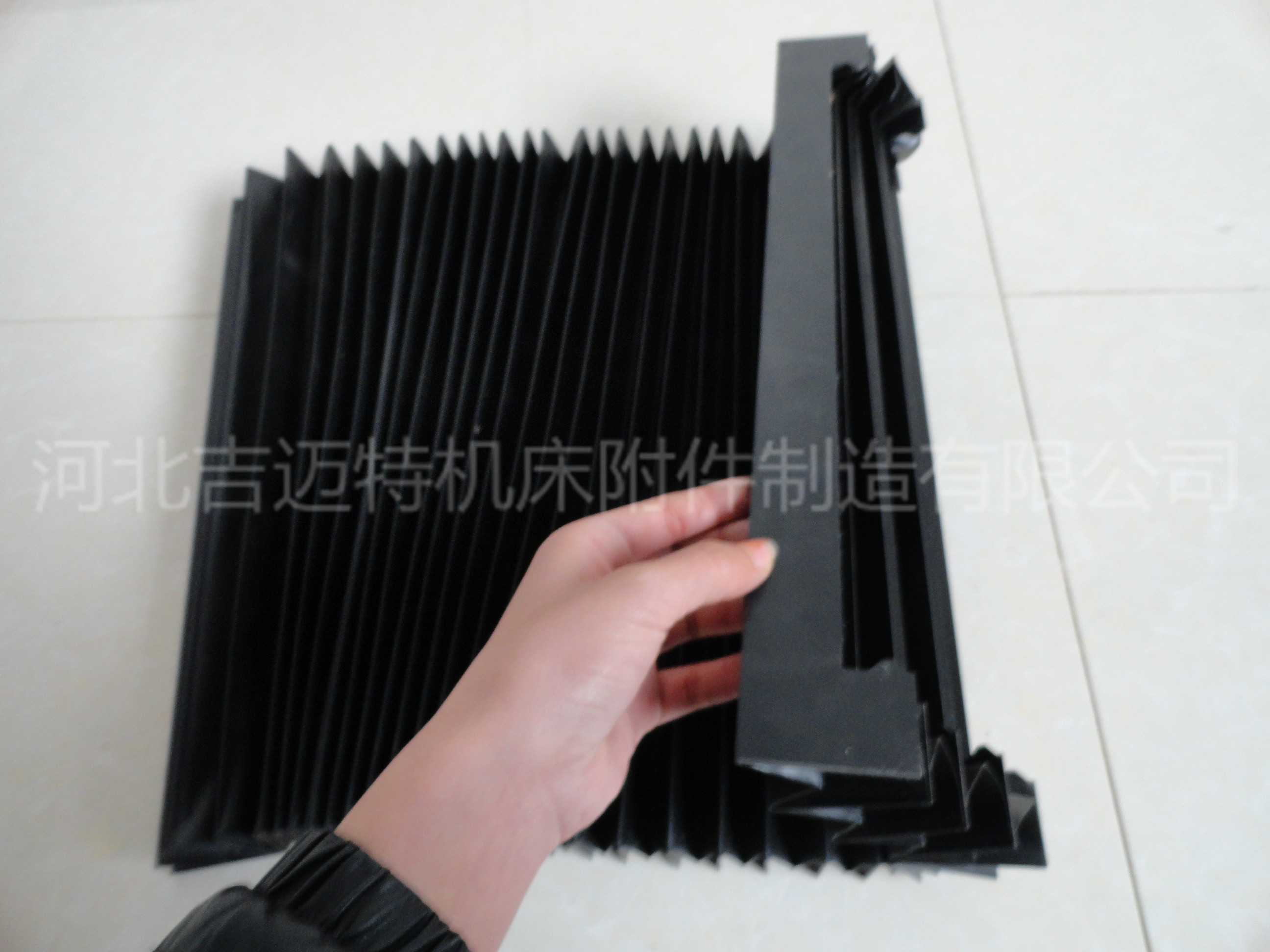 卷簾式防護罩優(yōu)質(zhì)卷簾防護罩 一字型卷簾防塵罩伸縮防塵罩