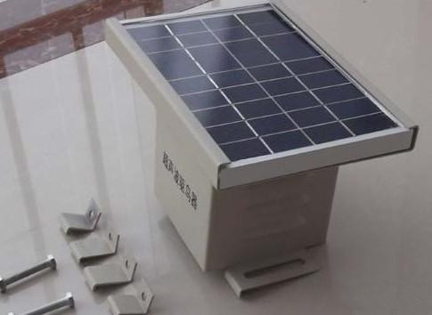 機(jī)場(chǎng)、變電站必備太陽(yáng)能驅(qū)鳥(niǎo)器 智能超聲波語(yǔ)音驅(qū)鳥(niǎo)器