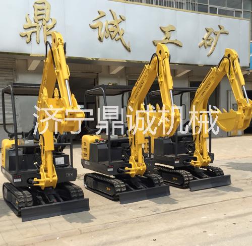 15微型履帶式液壓挖掘機(jī)1.5噸 履帶式液壓挖掘機(jī)