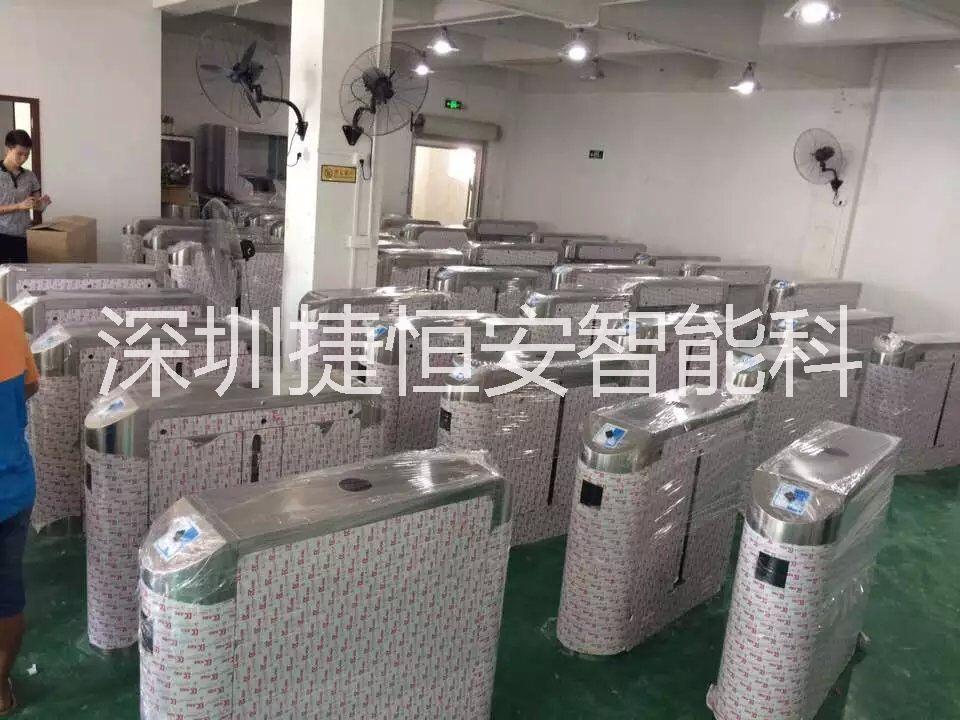 高端大氣速通門 門禁刷卡速通門 人臉指紋速通門 智能人行速通門 速通擺閘 閘機(jī)廠家