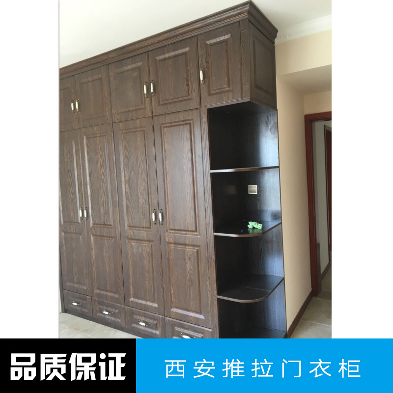 西安推拉門衣柜 橡木推拉門衣柜 環(huán)保推拉門衣柜 簡約推拉門衣柜 推拉門衣柜定制