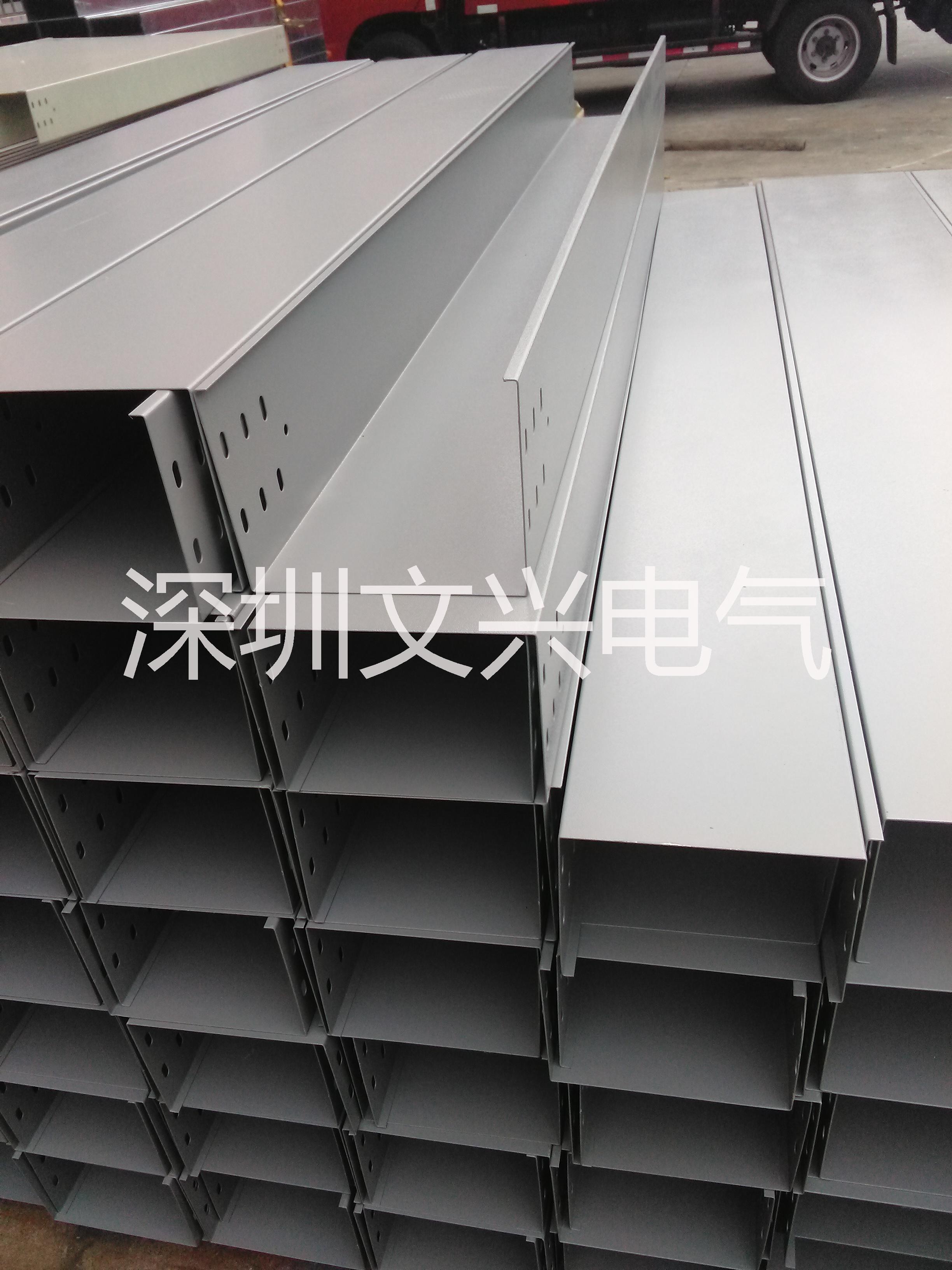 生產(chǎn)加工鍍鋅線槽50*50*0.8鐵線槽 槽式線槽 免費(fèi)送貨
