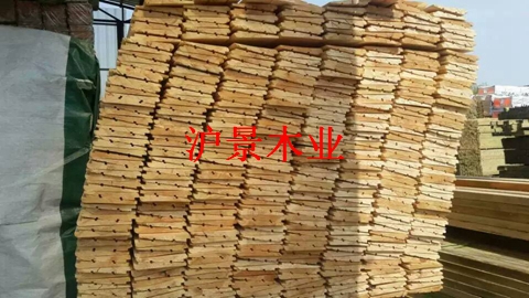 外墻木掛板-滬景木業(yè)生產(chǎn)木屋斜掛板加工一頭大一頭小斜面墻板