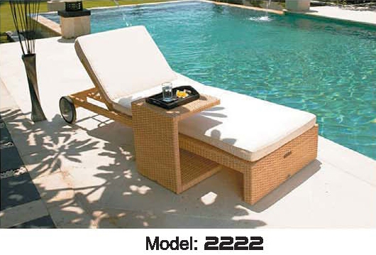 供應(yīng)編藤躺椅躺床戶外防腐實(shí)木沙灘椅實(shí)木躺椅折疊沙泳池韶關(guān)編藤躺椅躺床