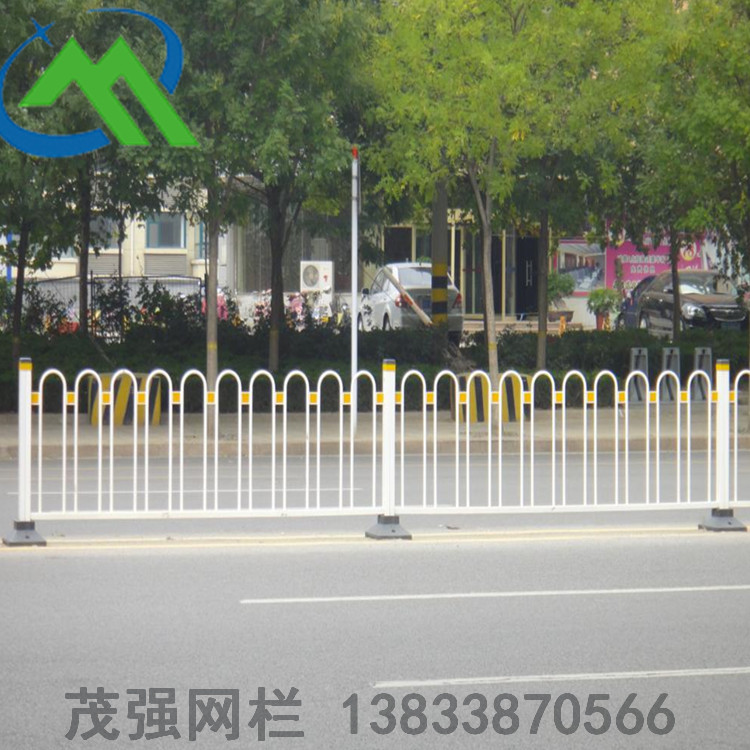 道路護(hù)欄價(jià)格 公路護(hù)欄高速公路護(hù)欄 市政護(hù)欄 道路防撞護(hù)欄