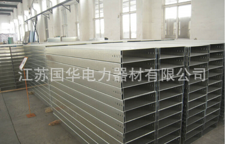 熱鍍鋅槽式電纜橋架 噴塑電纜橋架 冷鍍鋅橋架 不銹鋼槽式橋架