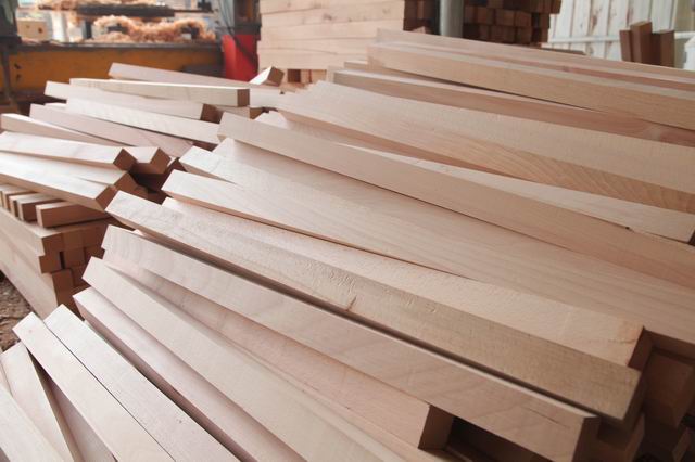 實木樓梯立柱護欄實木樓梯立柱護欄價格實木樓梯立柱護欄批發(fā)實木樓