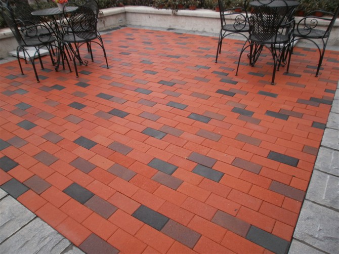 西安陶瓷透水磚顏色規(guī)格走勢(shì) 西安生態(tài)陶瓷透水磚廠家供應(yīng)價(jià)格走勢(shì)