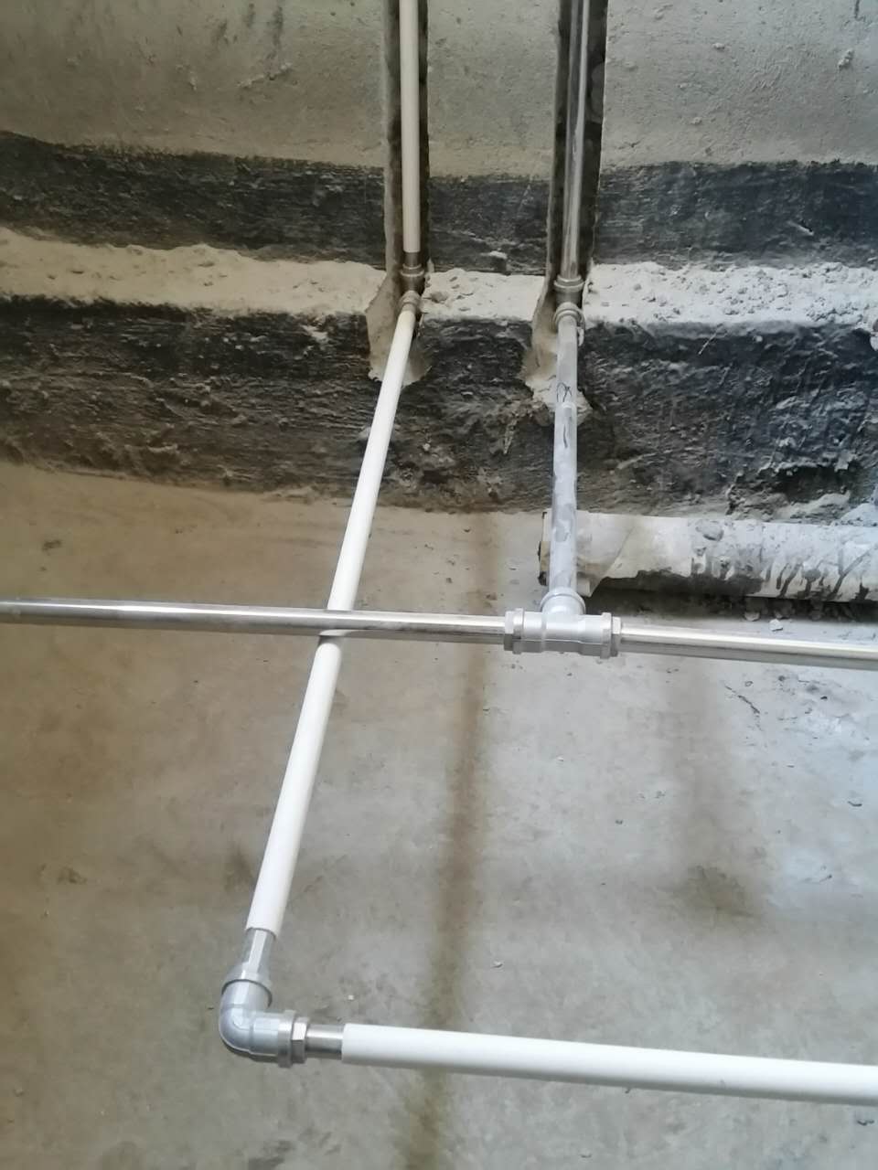 家裝不銹鋼水管  家裝食品級(jí)不銹鋼水管 薄壁家裝食品級(jí)不銹鋼水管