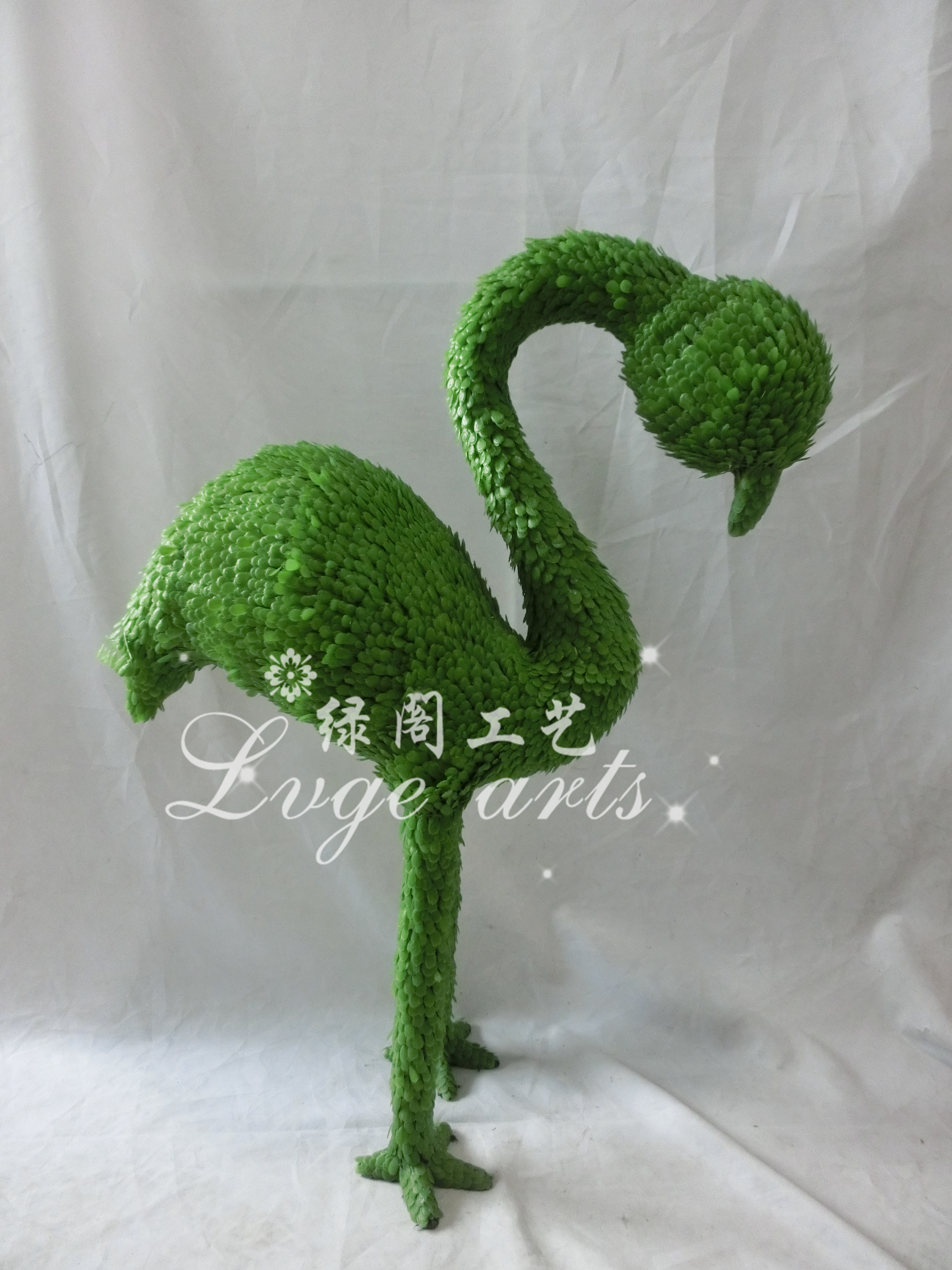 東莞仿真綠雕 仿真卡通綠雕 藝術音樂人物園林綠雕 稻草人工藝品仿