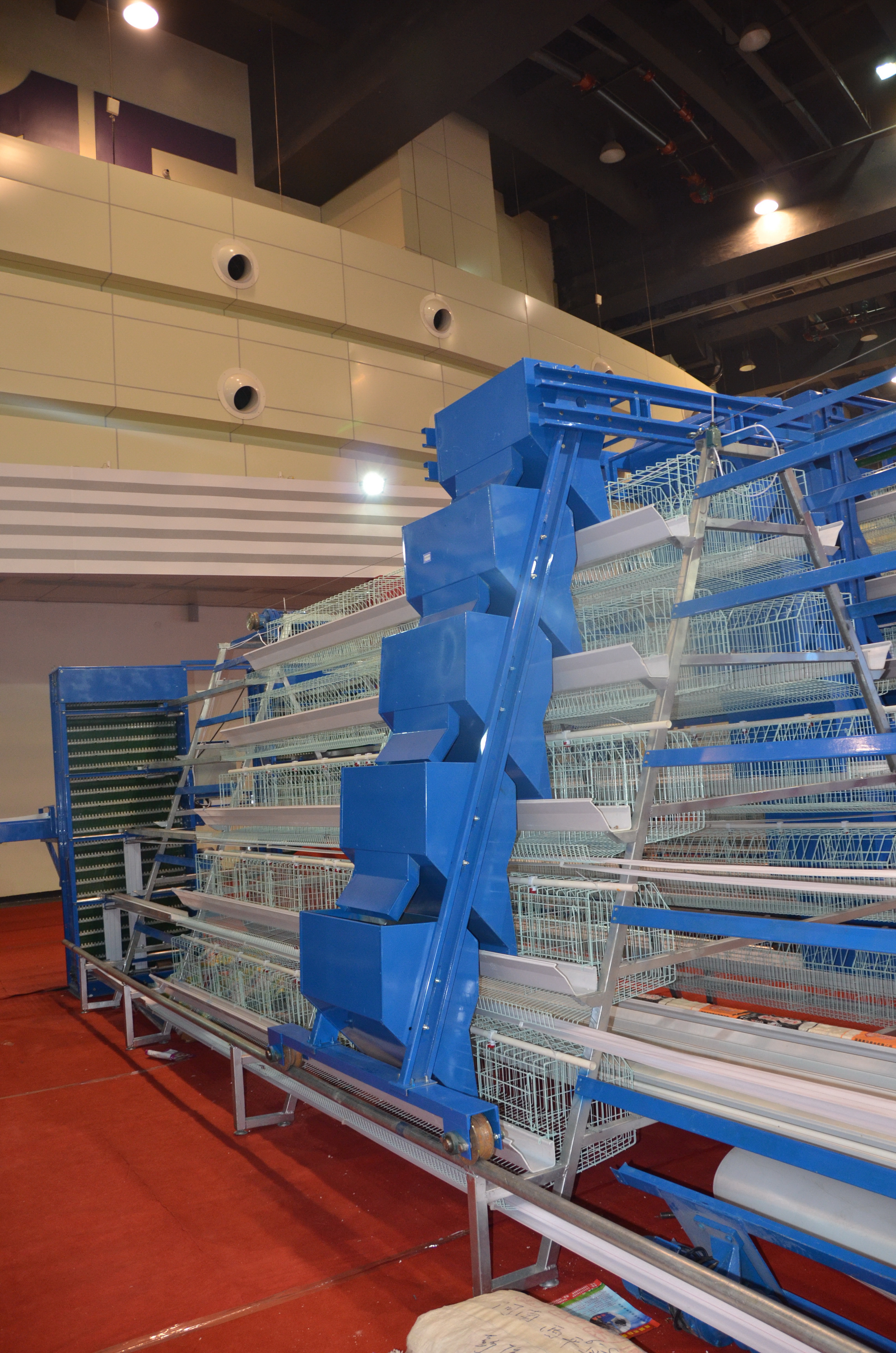 中州雞籠 四層階梯式蛋雞籠 廠家 A字型蛋雞籠 鍍鋅靜電噴涂雞籠 蛋雞籠報價 雞籠廠家