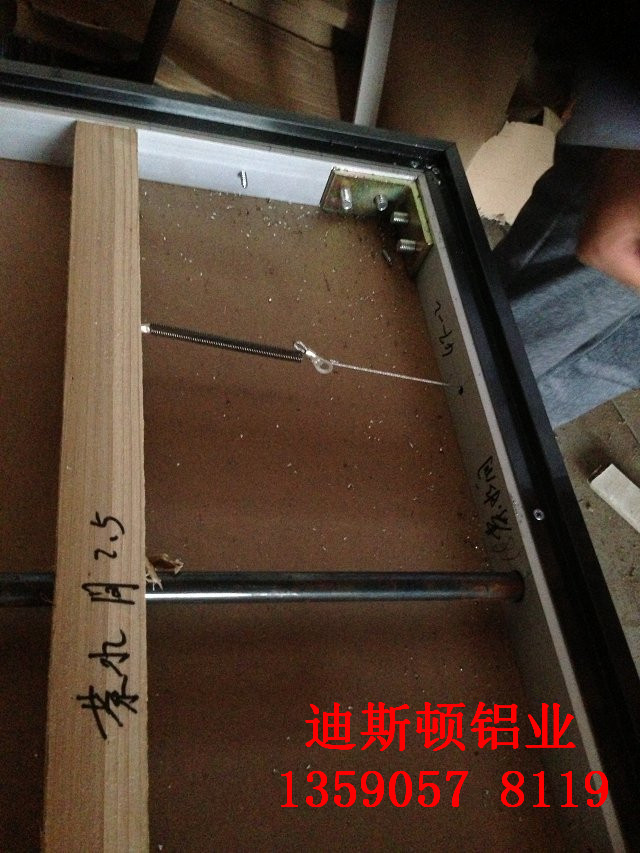活動(dòng)隔斷門板 活動(dòng)隔斷門板加工價(jià)格 活動(dòng)隔斷生產(chǎn)廠家