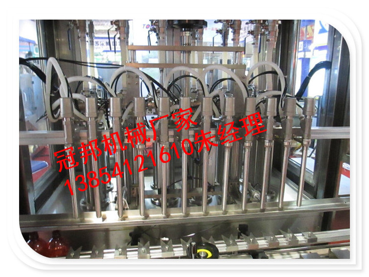 全自動液體灌裝機 威海殺蟲劑灌裝機