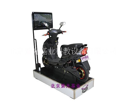碩士王品牌汽車駕駛模擬器，駕駛模擬系統(tǒng)，哪家生產(chǎn)駕駛模擬器*？ 機(jī)動(dòng)車駕駛模擬 摩托車駕駛模擬器，機(jī)動(dòng)車駕駛模擬