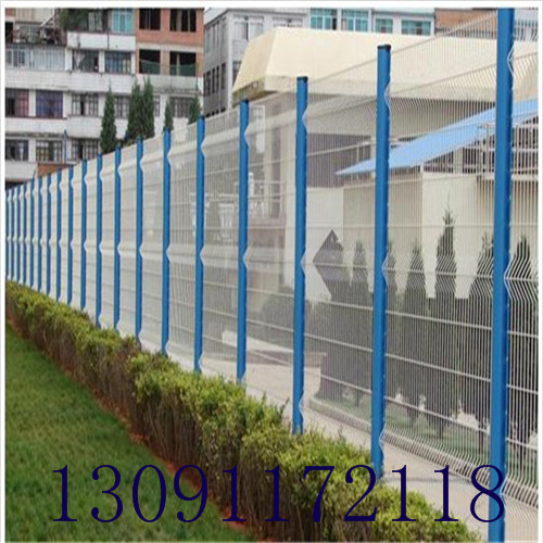 河北桃型柱護(hù)欄網(wǎng)現(xiàn)貨-耀佳