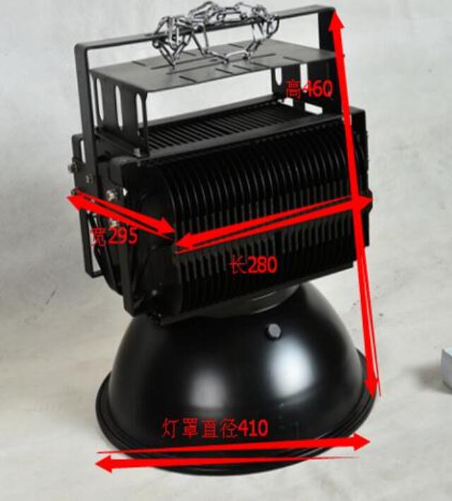 廠家專業(yè)生產(chǎn)LED工礦燈戶外球場(chǎng)塔吊燈