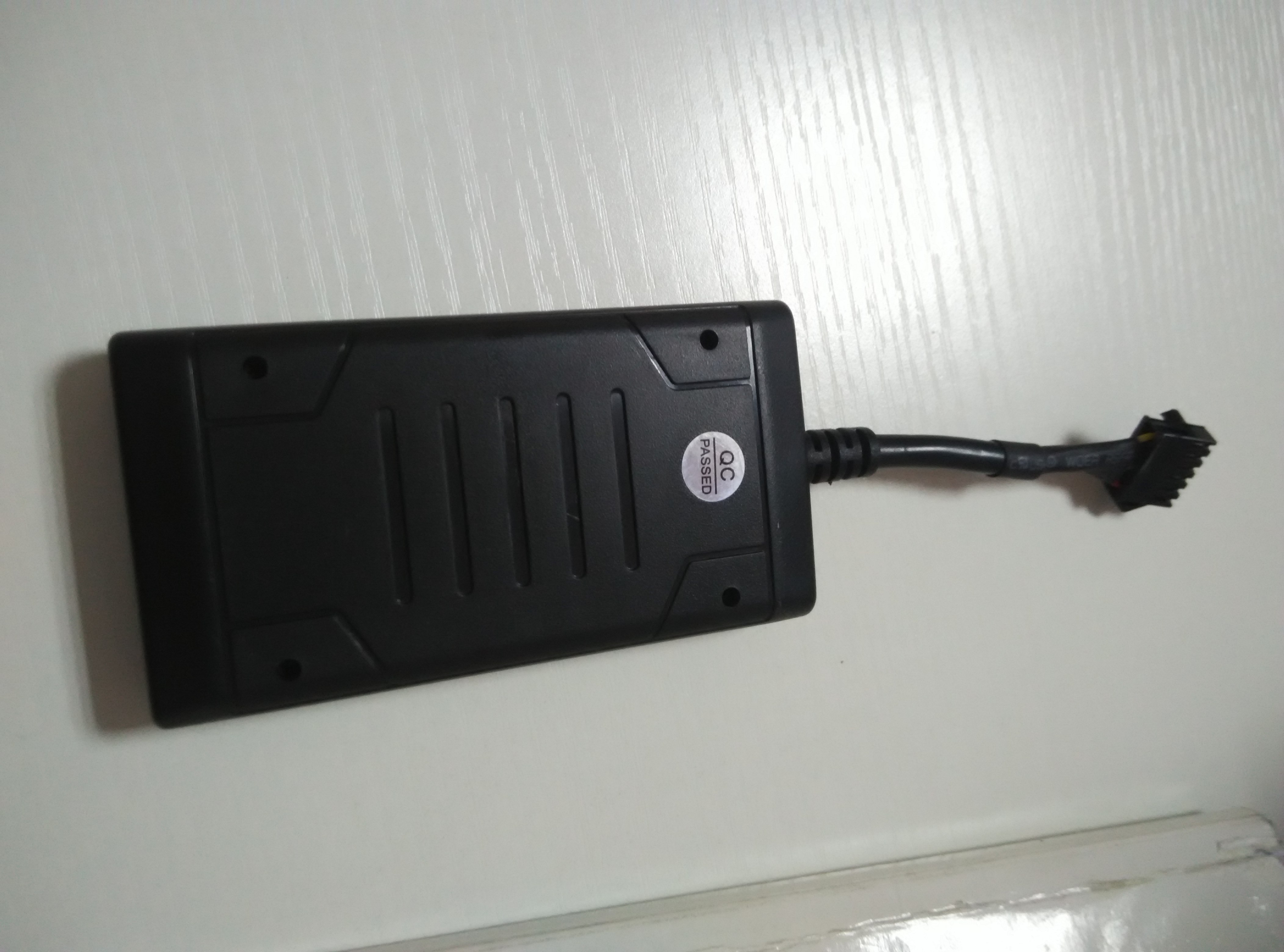 沃典W588 GPS 定位器，車*，租賃車GPS廠家*