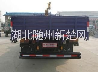 清倉 清倉楚風(fēng)后八輪平板運(yùn)輸車  供應(yīng)35噸挖機(jī)平板車直銷