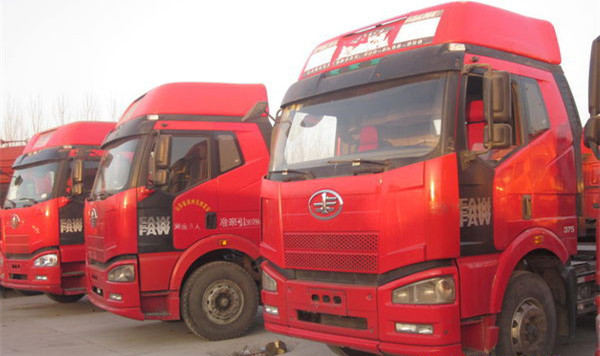 解放J6*后四半掛車 解放J6*后四半掛車解放雙導(dǎo)向