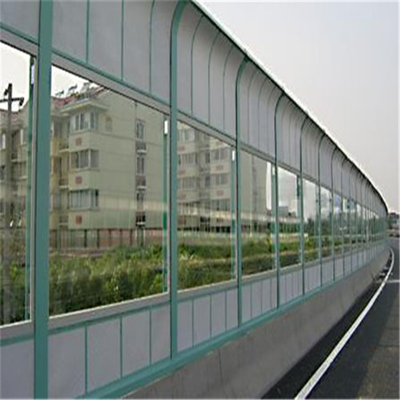 超軒絲網(wǎng)專業(yè)生產(chǎn)高速公路聲屏障 金屬聲屏障 聲屏障高速公路隔音墻 高速公路聲屏障 鍍鋅隔音墻