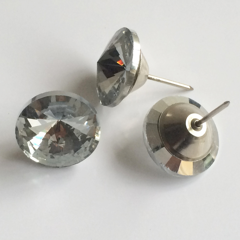 好軟包水晶釘就選天藝軟包水晶釘 三年無質(zhì)量投訴的軟包水晶釘 沙發(fā)軟包水晶釘