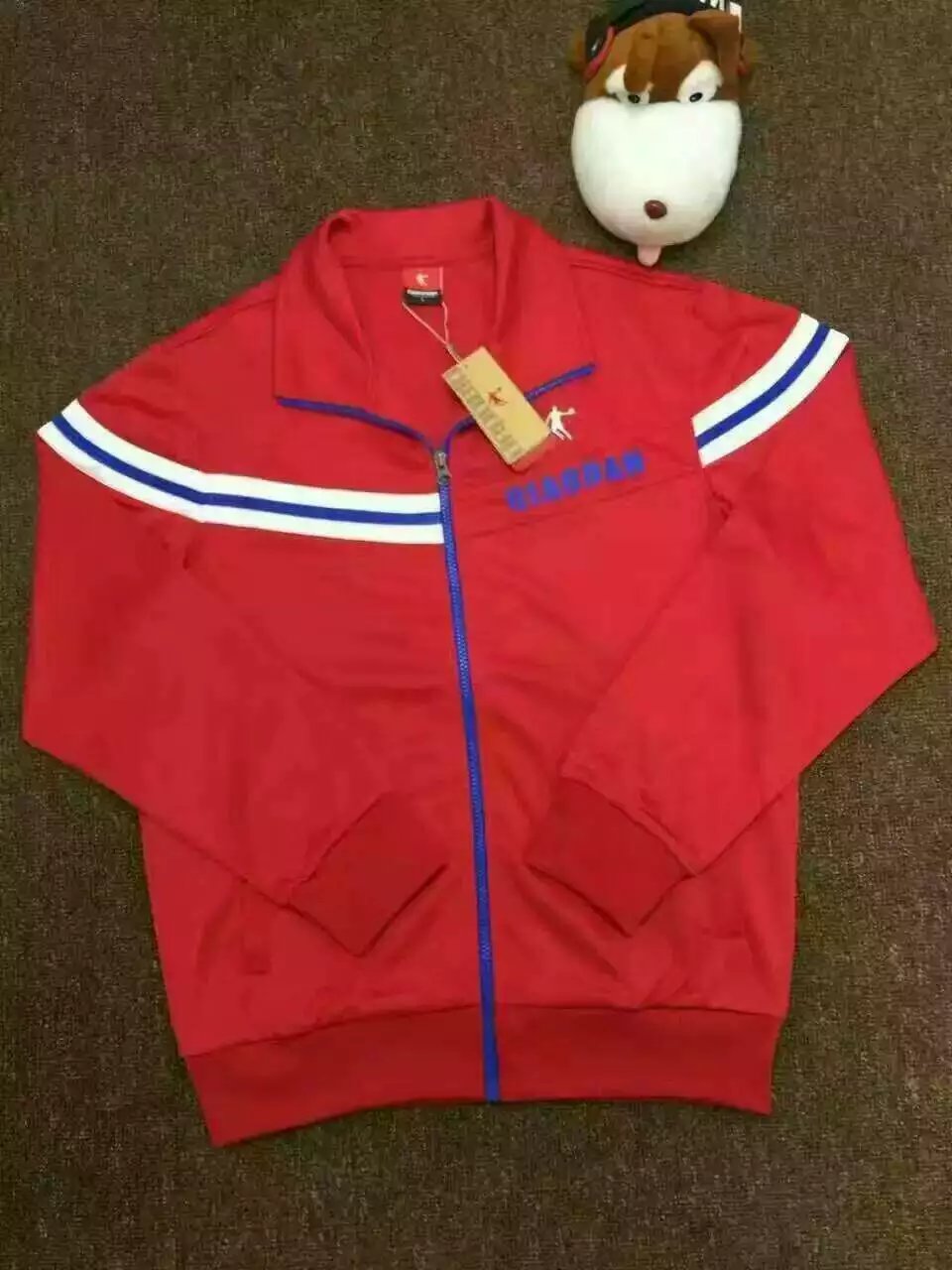 專賣店斷碼清貨批發(fā) *二線品牌