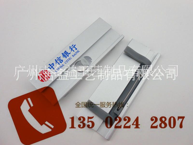 供應(yīng)用于禮品贈(zèng)品|促銷禮品|紀(jì)念禮品的供于【鑰匙扣圖片 鑰匙扣素材】 廣州紀(jì)念徽章定制 徽章套裝制作