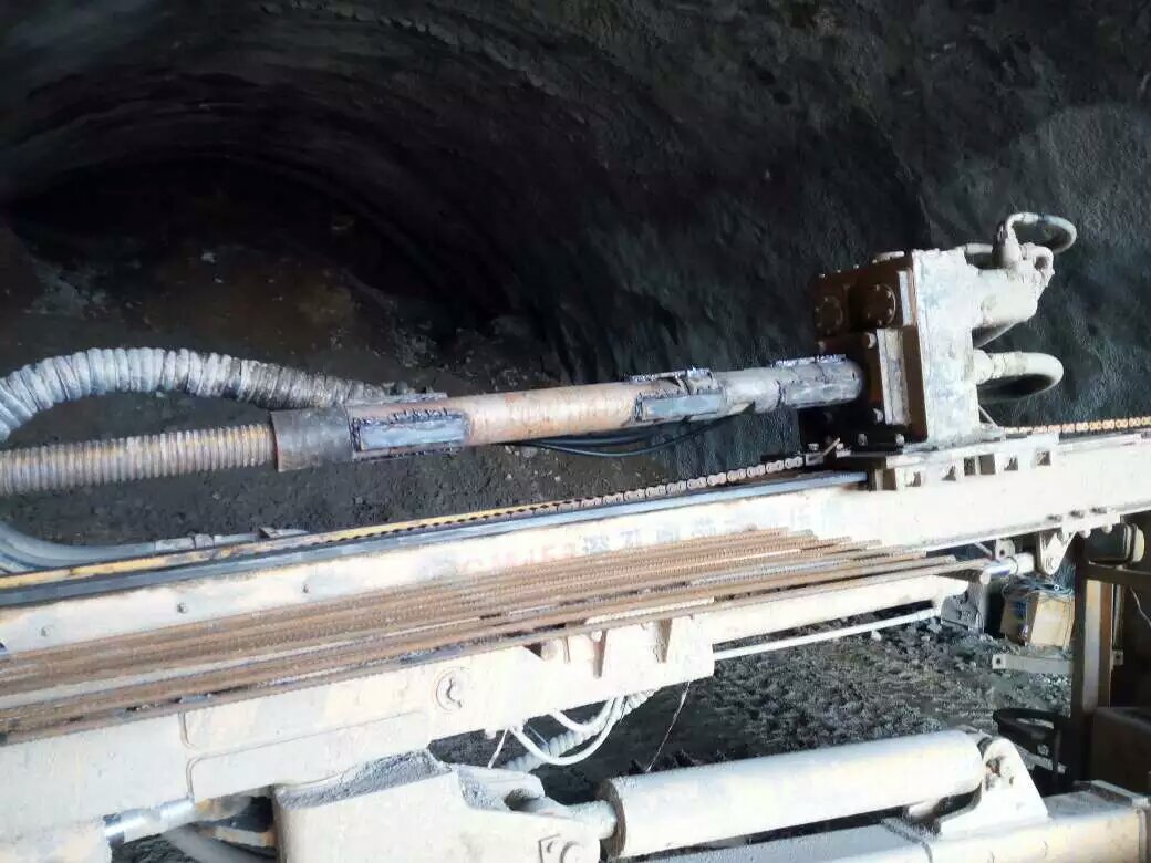 鋼筋接頭套筒，鋼筋螺紋套筒，螺紋鋼連接套筒，鋼筋直螺紋套筒批發(fā)