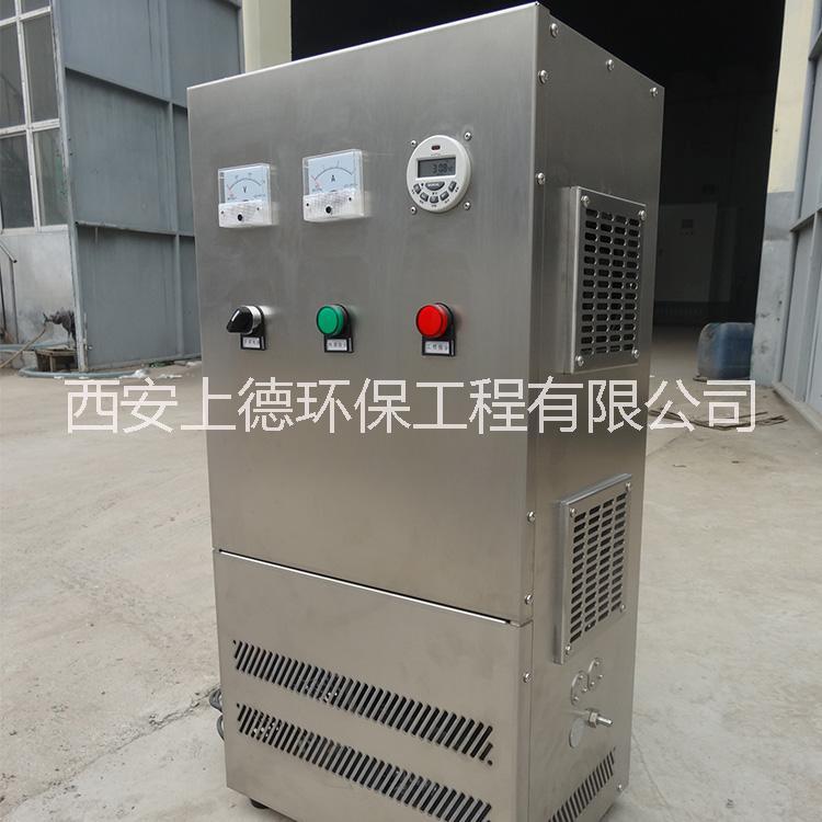 水箱自潔消毒器