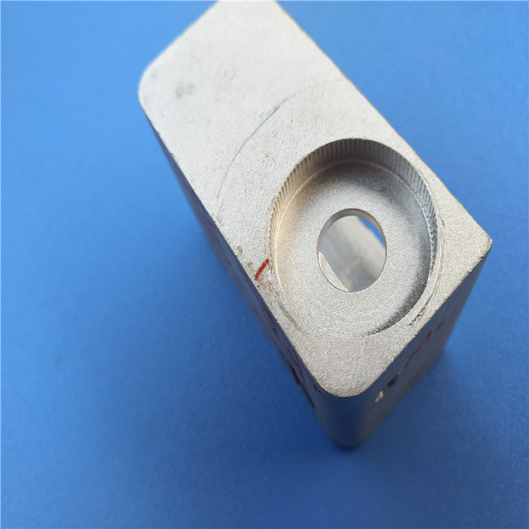 工業(yè)鋁型材配件機(jī)加工長(zhǎng)期供應(yīng) 6063-T5鋁合金工業(yè)型材配件 鋁制品深加工