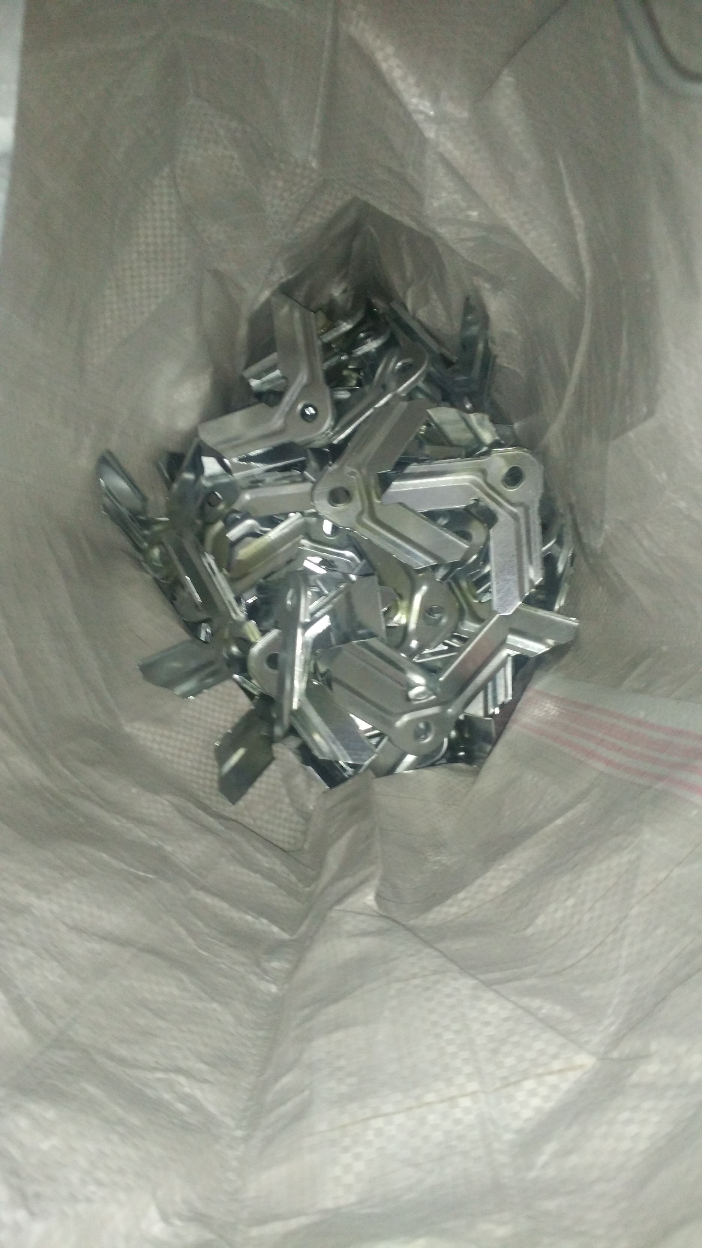 鍍鋅風(fēng)管角碼 消防* 1.5mm 鍍鋅風(fēng)管角 消防* 1.5mm