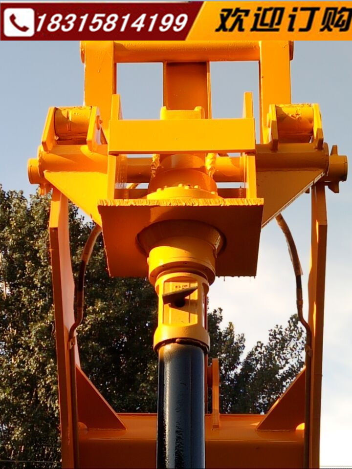 打坑機，甘肅裝載機鉆坑機打坑機，電線桿挖坑機視頻nn1