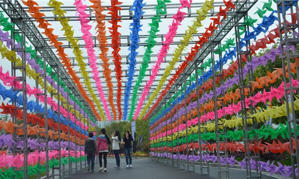 荷蘭風(fēng)車專業(yè)制造荷蘭風(fēng)車廠家大風(fēng)車景觀荷蘭風(fēng)車制作