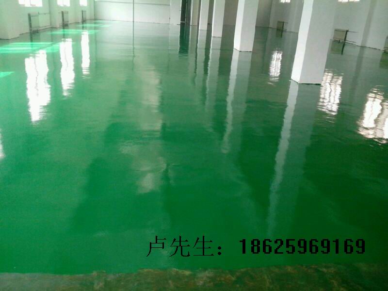 安陽車間彩砂地坪漆，公園彩砂地坪施工。