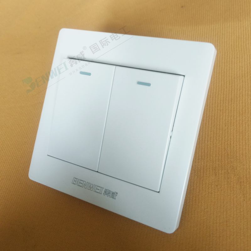 86型暗裝工程款墻壁開關(guān)插座面板，工裝*優(yōu)質(zhì)廉價開關(guān)面板廠家直 工程墻壁開關(guān)面板