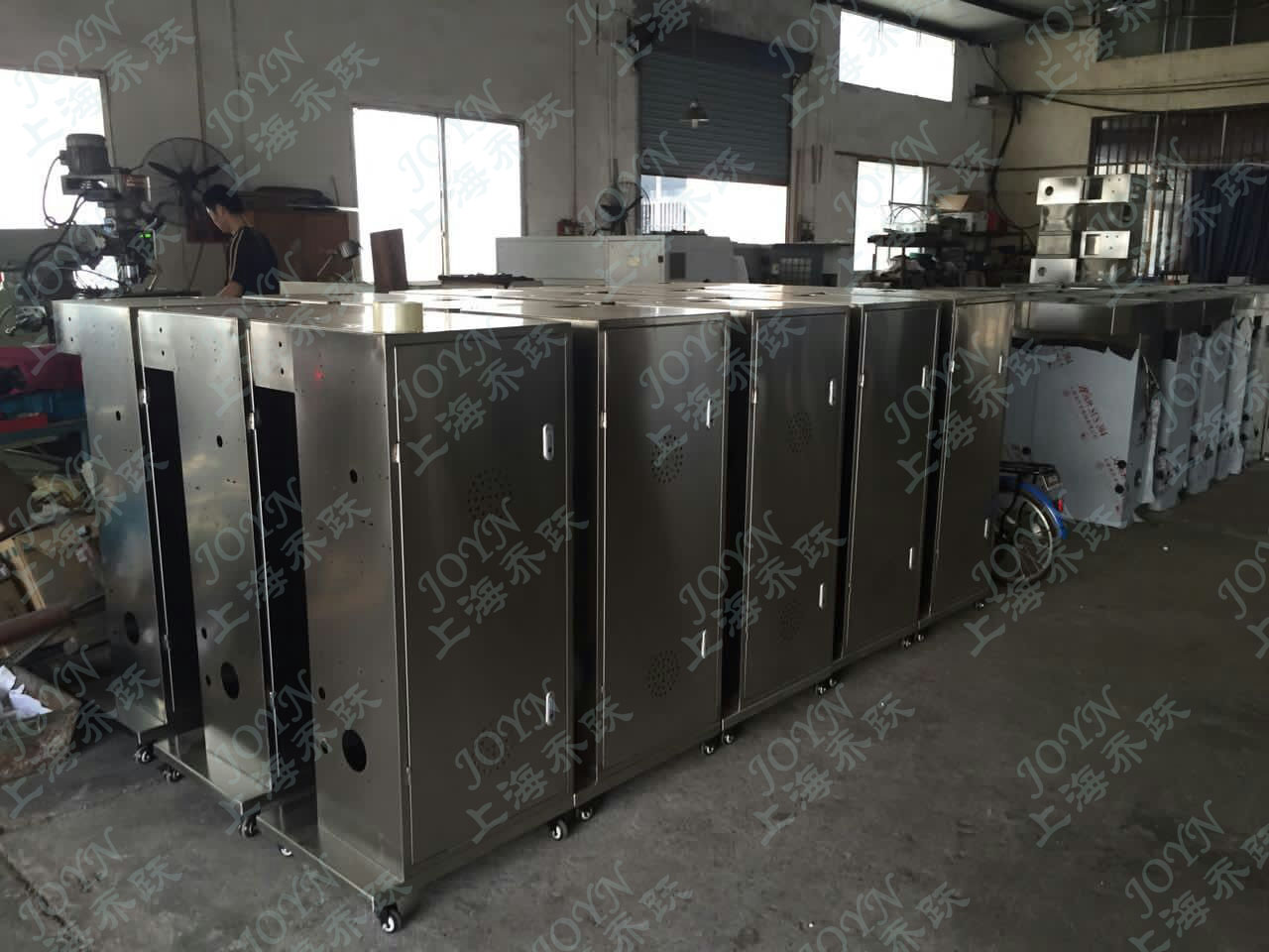 供應(yīng)廣州JOYN-8000T小型噴霧干燥機(jī)價(jià)格，  高性價(jià)比小型噴霧干燥機(jī)使用