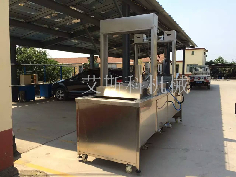 出口俄羅斯的速凍薯條連續(xù)油炸機生產(chǎn)線已成功發(fā)貨