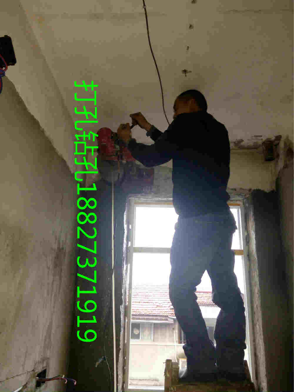 武昌洪山專(zhuān)業(yè)打孔，墻壁頂梁柱地面鉆孔，工程打孔18827371919