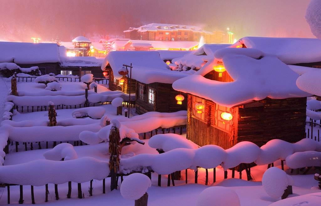 東北哈爾濱穿越神話雪鄉(xiāng) 探秘長白山  東北冰城哈爾濱七日游