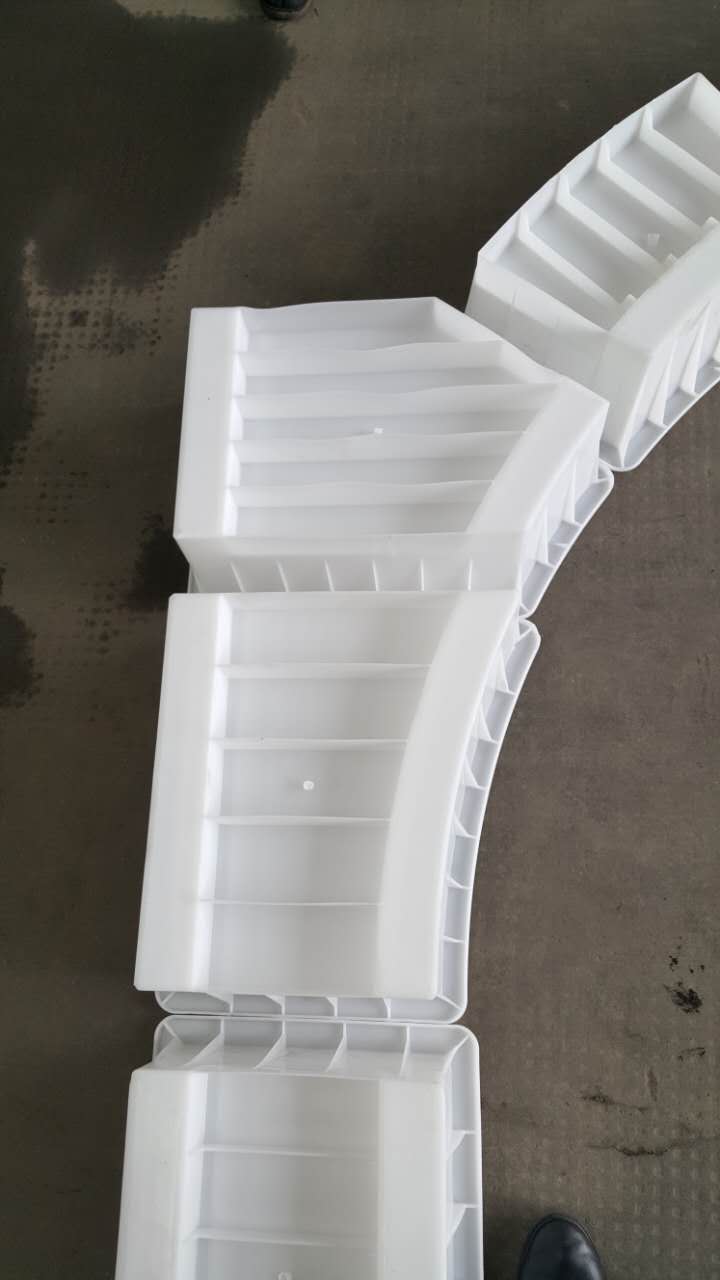 甘肅拱形骨架護(hù)坡塑料模具，高速公路拱形護(hù)坡模具，鐵路拱形骨架護(hù)坡模具 廠家