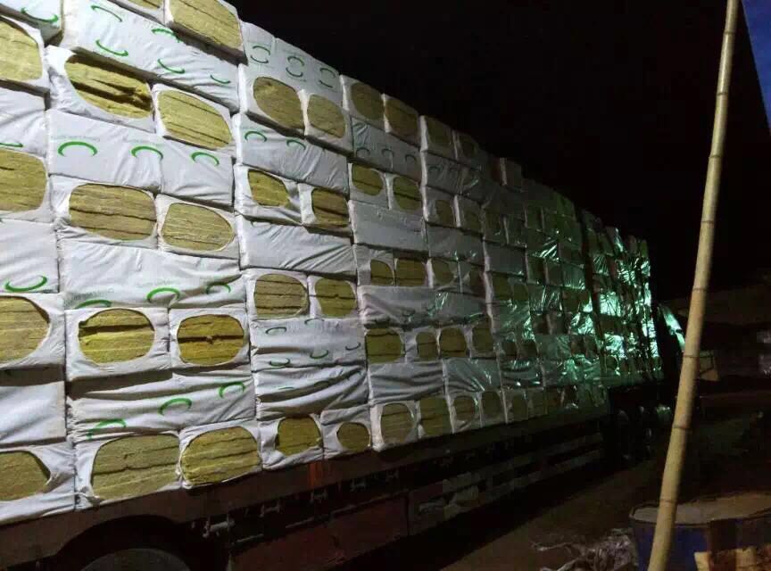 批發(fā)巖棉板保溫棉佛山巖棉板報價廠家直銷巖棉板報價