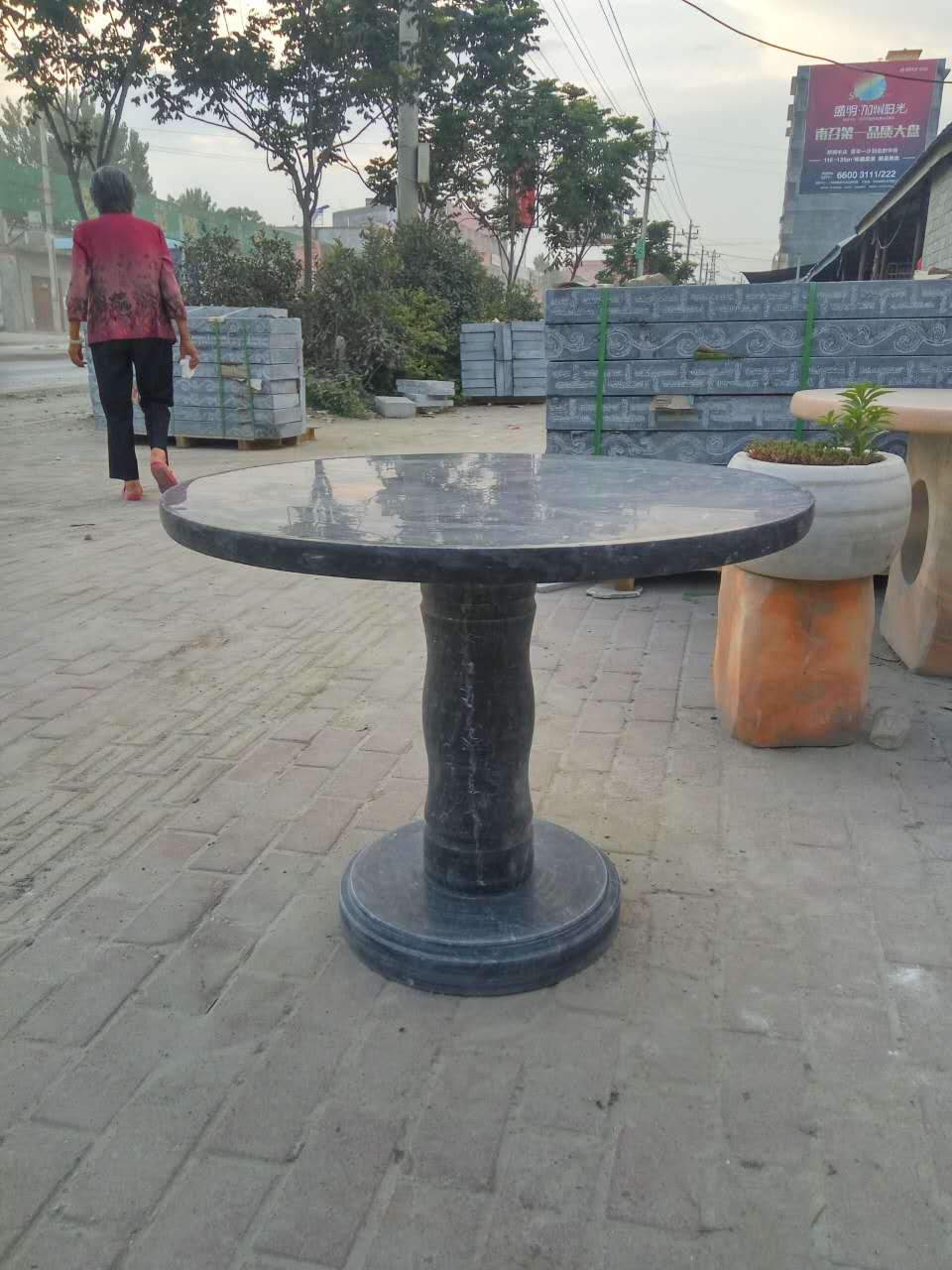 河南大理石圓桌 石桌子供應(yīng)