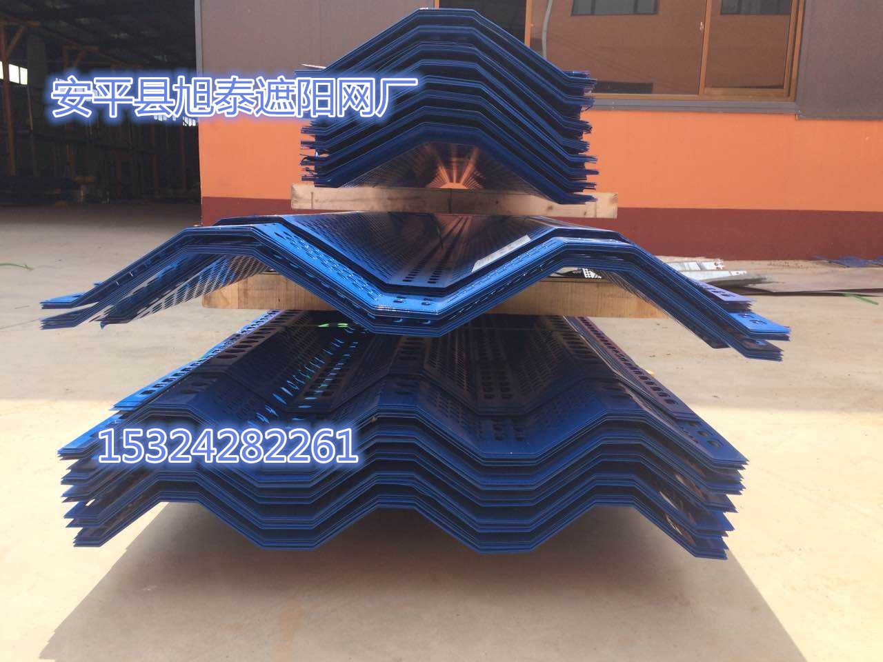 金屬擋風(fēng)墻/金屬防塵網(wǎng)/金屬防風(fēng)網(wǎng)