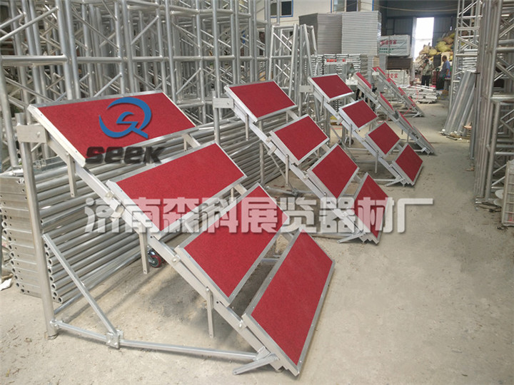 鋁合金合唱臺(tái)新款合影他伸縮臺(tái)學(xué)校學(xué)校*站臺(tái)