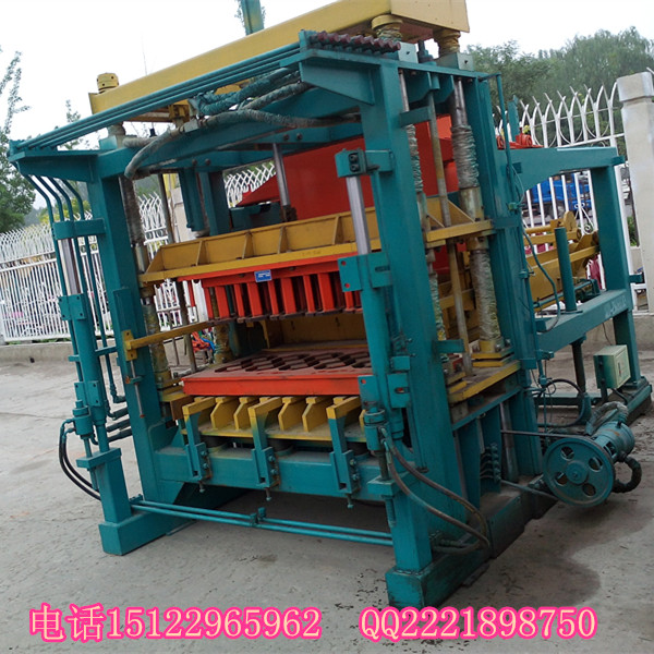 甘肅定西建豐20聯(lián)面包磚磚機(jī)