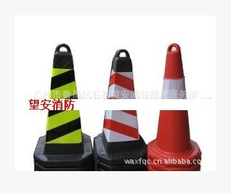廠家專業(yè)供應(yīng)路錐 pvc圓路錐 警示交通路錐 安全路錐 錐形路標(biāo)